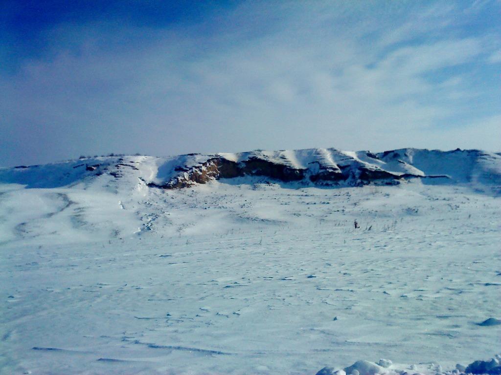 "Masivii" ce străjuiesc Valea Siretului – în drum spre Poieniţa