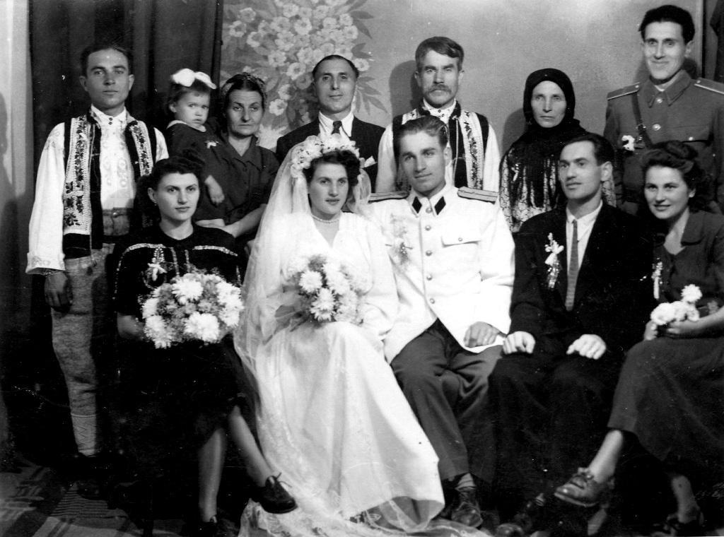 1951 - Nunta fam. Ichim Alexandrina şi Constantin