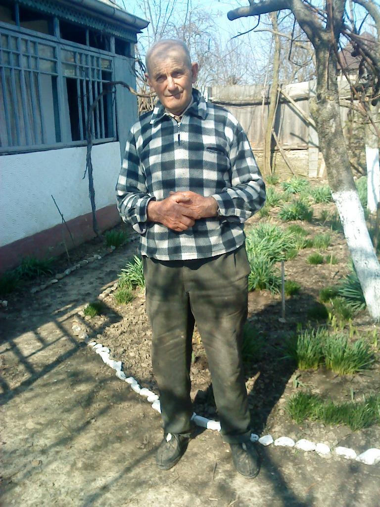 Aprilie 2013 – Grigore Dăscăliţa (82 ani)