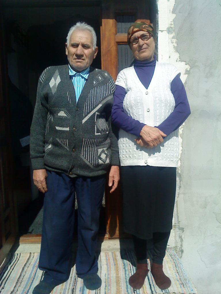 Aprilie 2013 | Blejuşcă Vasile (75 ani) şi Ileana (72 ani)