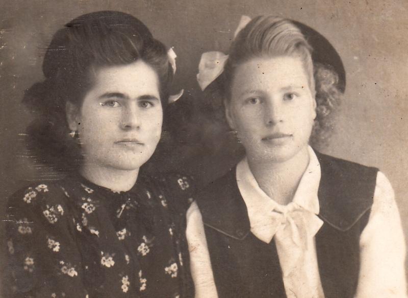 Bursuc, Octombrie 1952 | Elena Ichim