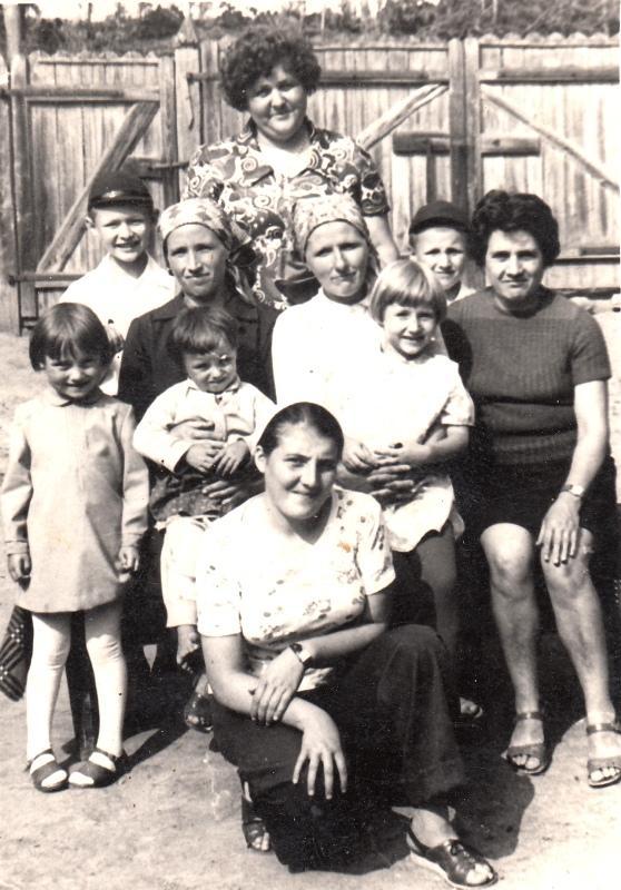 An necunoscut | Cu: Zmău Floarea, Rozica Ichim