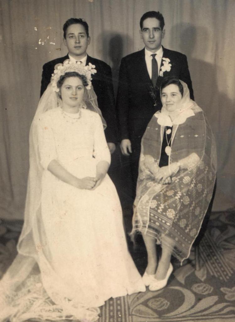 7 noiembrie 1965, Braşov | cu Maricica şi Pavel Baciu | Arhiva personală Roşu Petrea