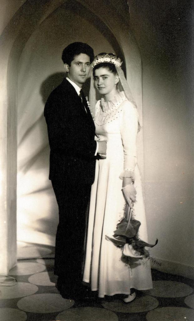 12 februarie 1967 | Mărioara şi Vasile Roşu | Arhiva personală Roşu Petrea